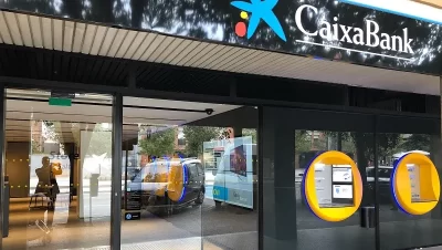 CaixaBank recluta personal con sueldo de 2.750 euros y contrato indefinido